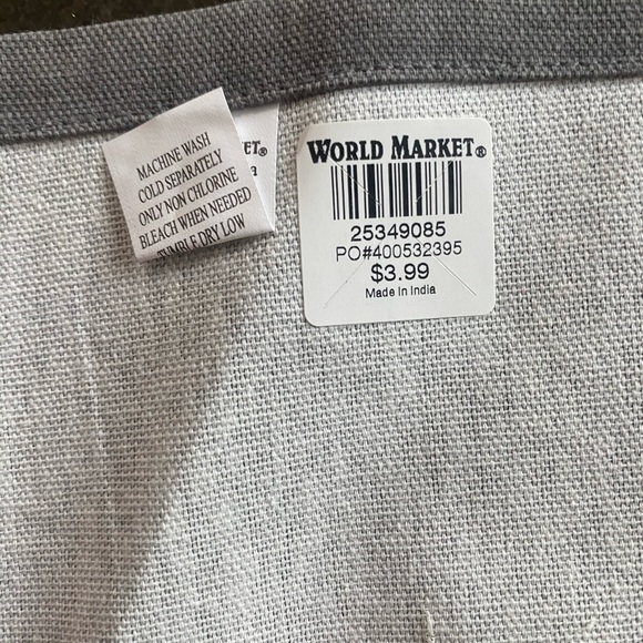 Cloth Napkins - Picture 2 of 3